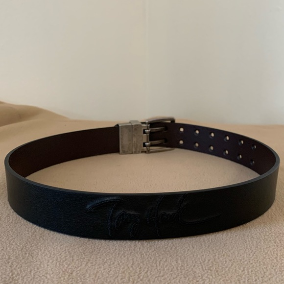 Tony Hawk Reversible Leather Belt - Picture 4 of 6